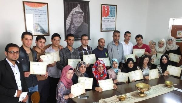 نقابة الطب المخبري تمنح 70 خريجا مزاولة المهنة